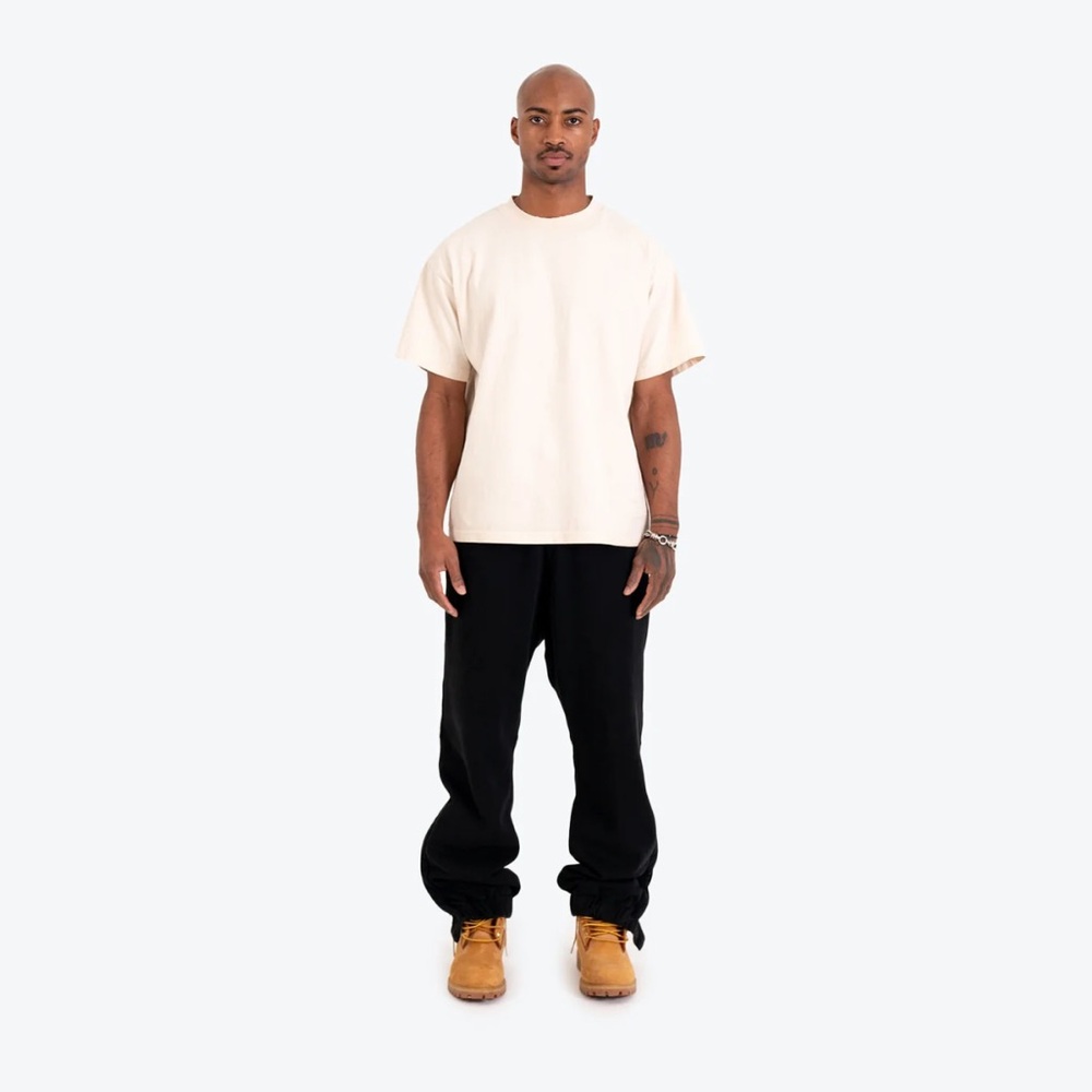 Richie Le | Utility Sweatpants - Picture 2 of 4